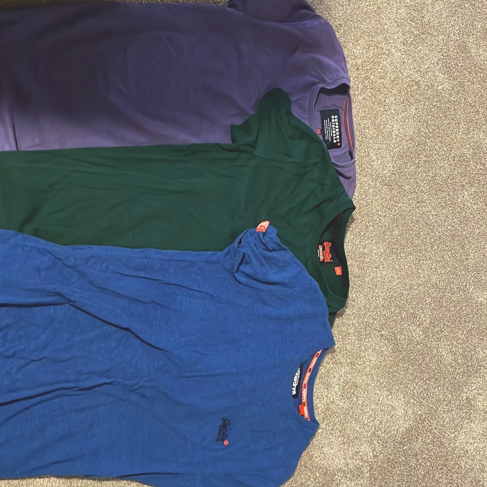 Lot of Superdry T shirt